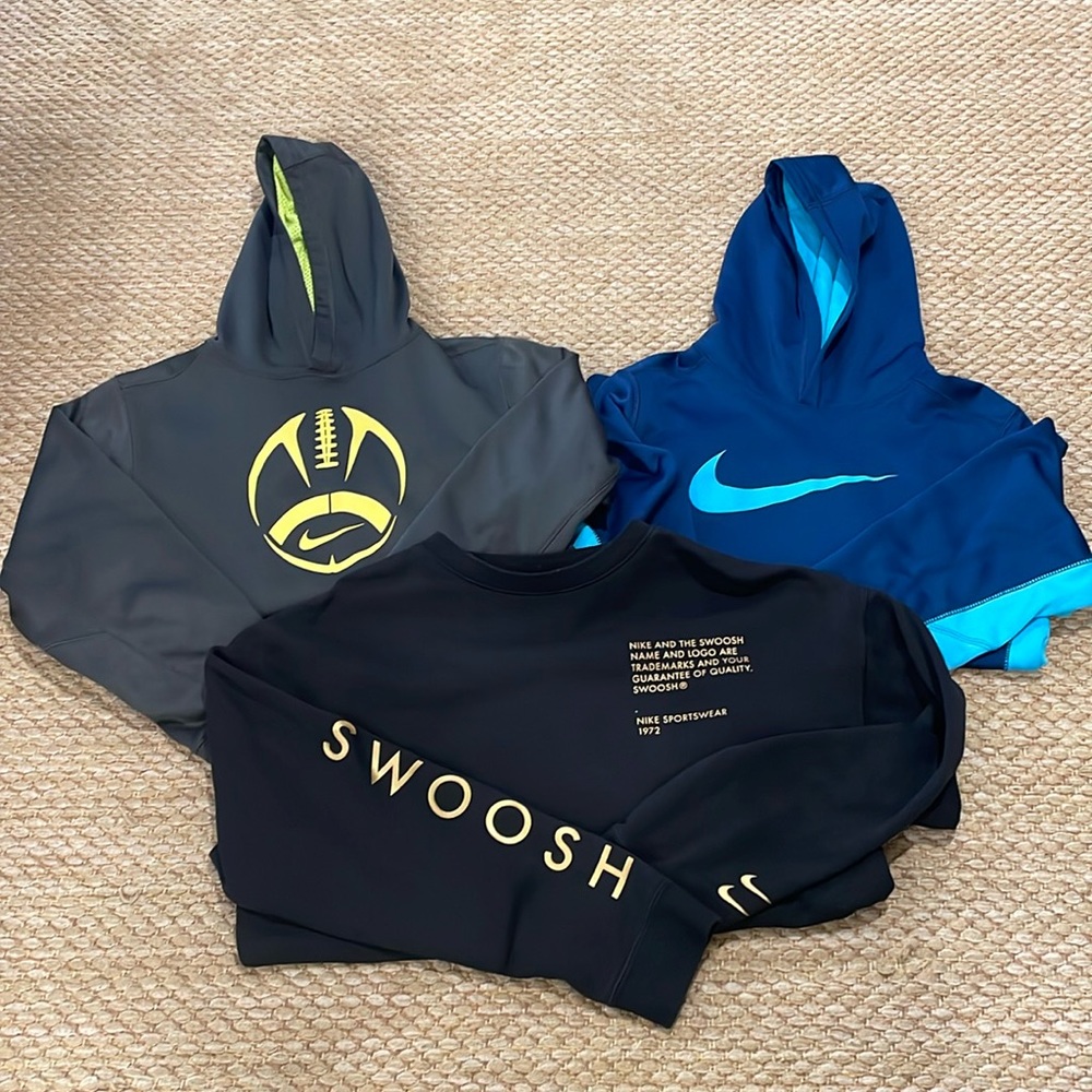 Lot of 3 boys’ Nike sweatshirts